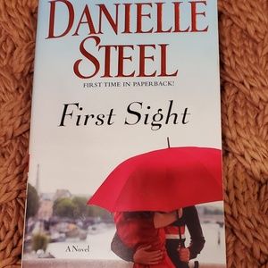First Sight - Book by Danielle Steel